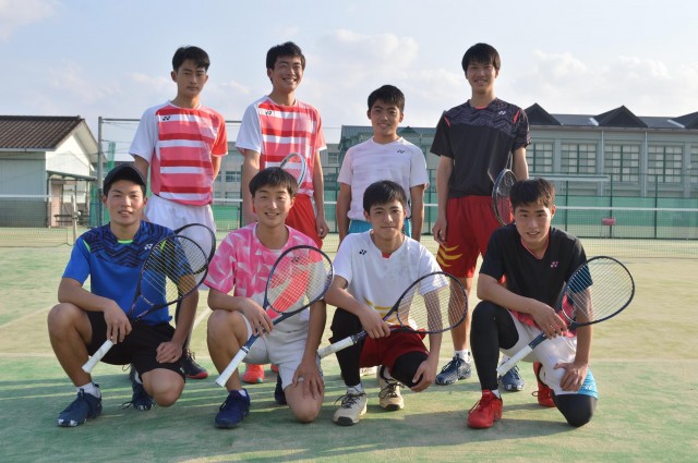 ソフトテニス・高田商、日本一奪還目指す - 全国高校選抜出場の奈良県 